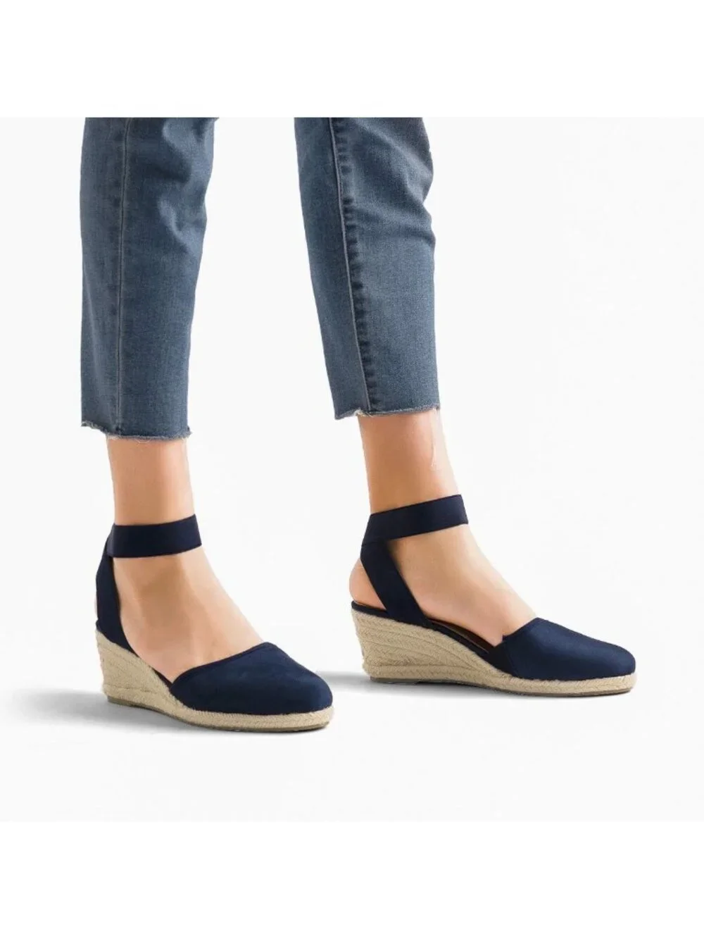Stylish Women's Ankle Strap Wedge Sandals - Comfortable, Chic Summer Footwear